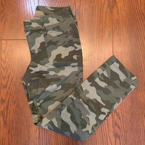 Old Nacvu Camo pixie pants